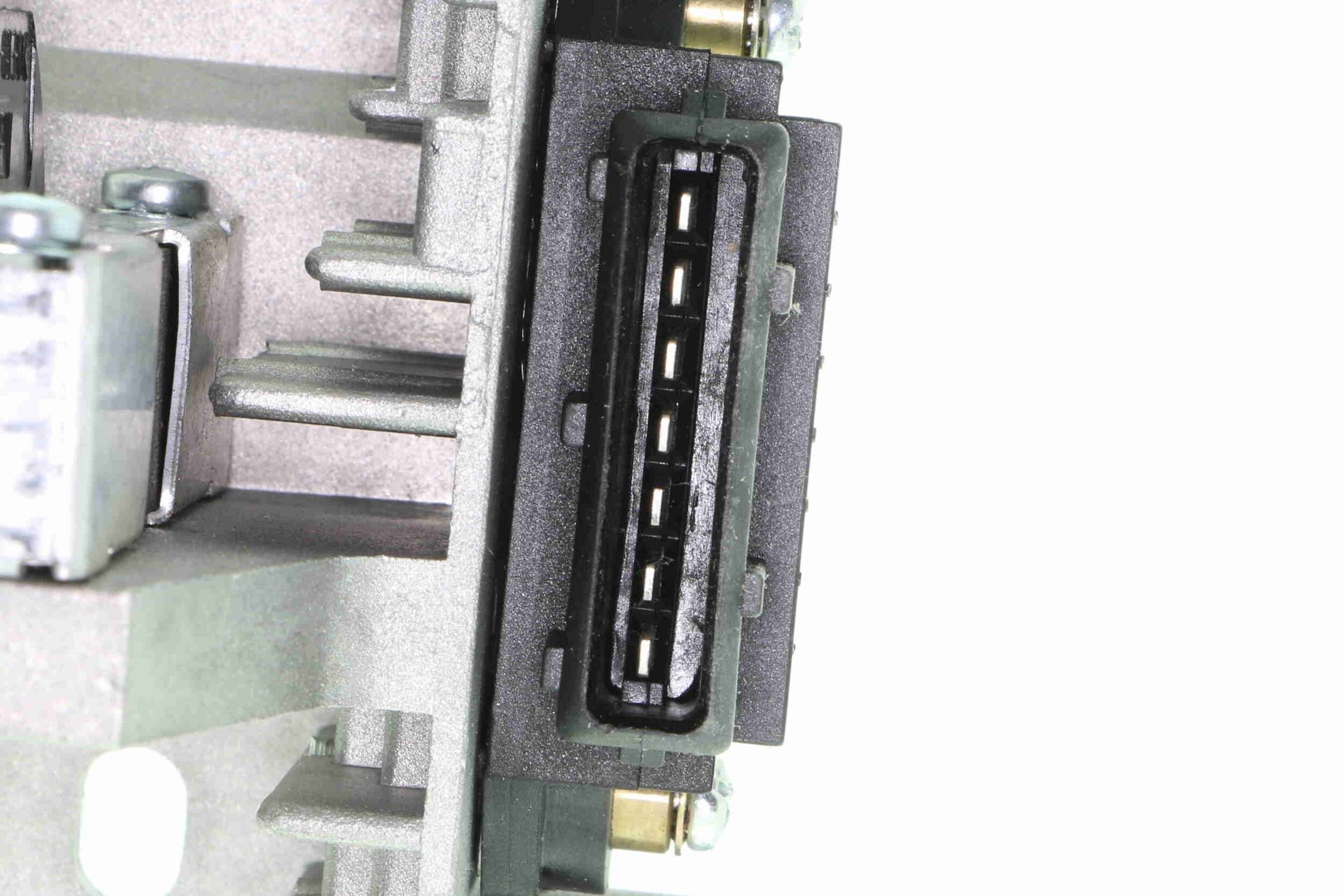 Obrázok Teplotný spínač ventilátora chladenia VEMO Original  Quality V38990032